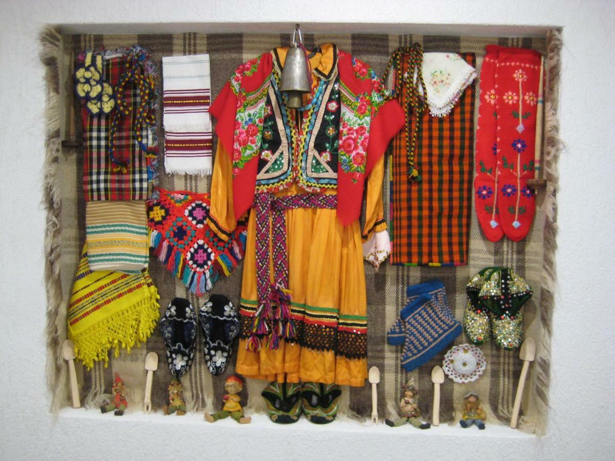 Къща За Гости Романс Yagodina Ngoại thất bức ảnh